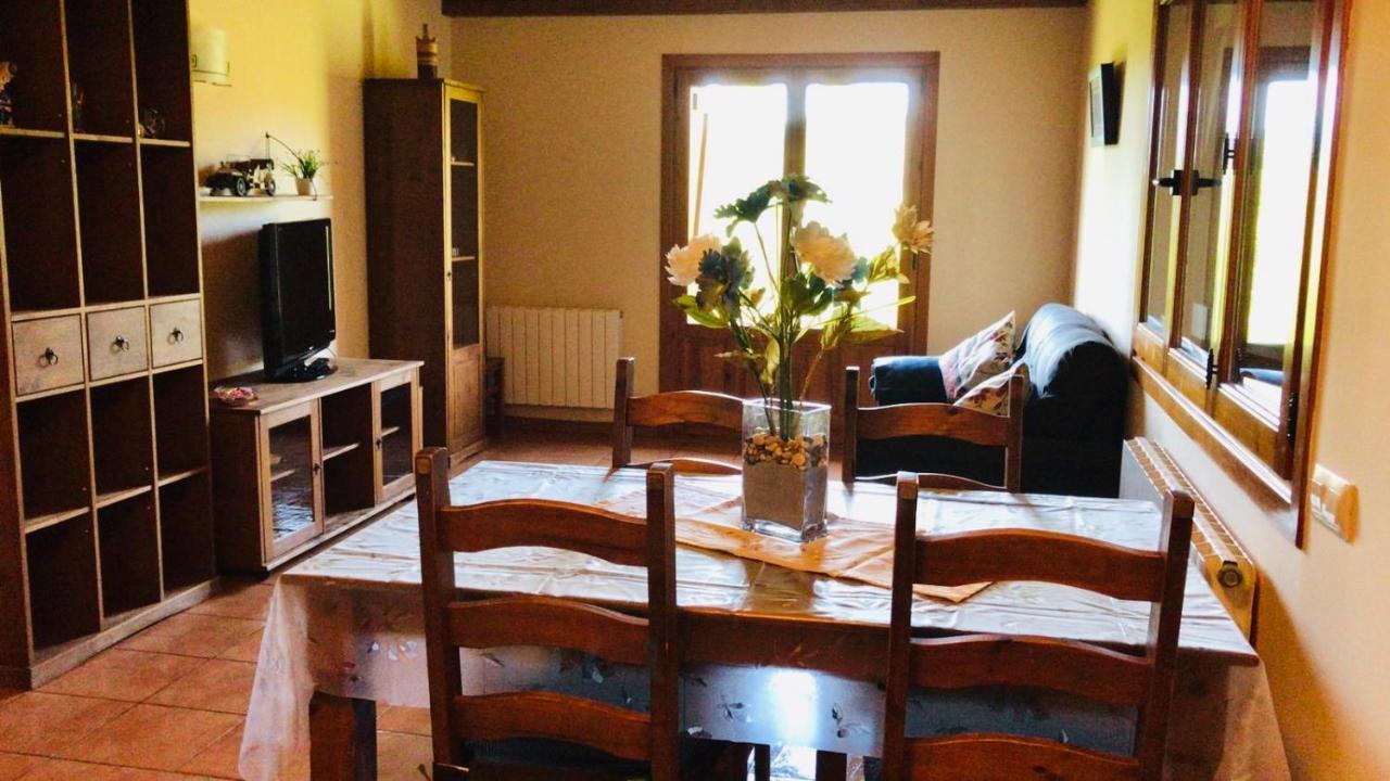 Apartamentos Chuandervera Laspaules Екстер'єр фото