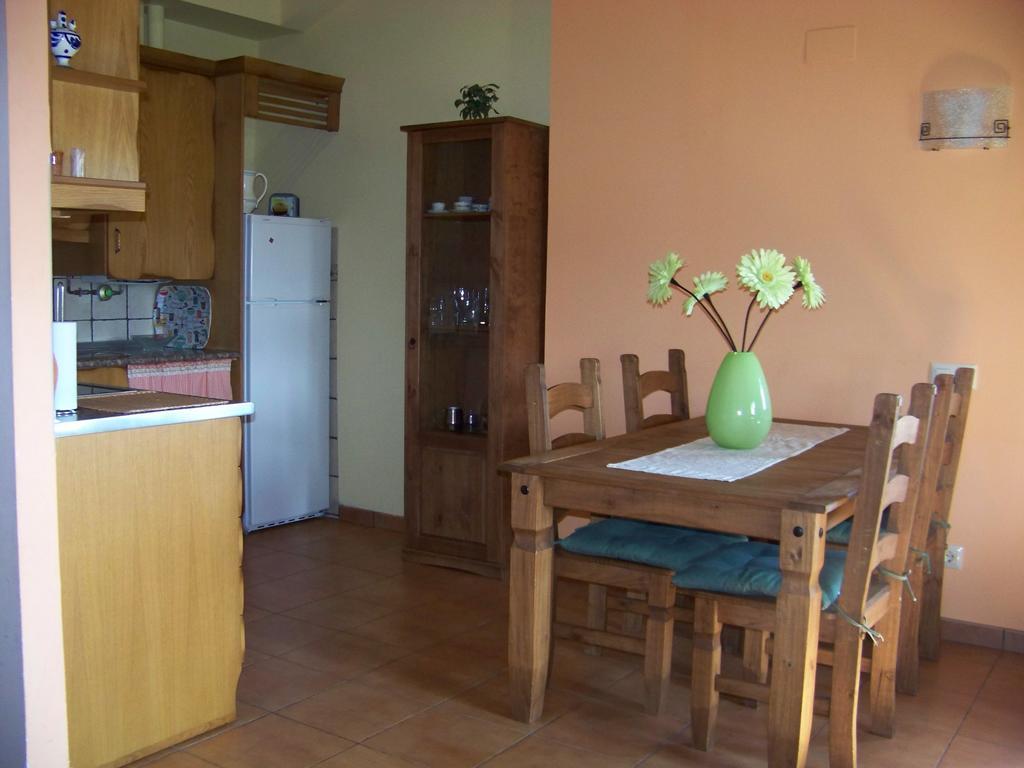 Apartamentos Chuandervera Laspaules Екстер'єр фото